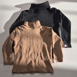 Ribbed Turtleneck Sweater Bundle - Black and Tan